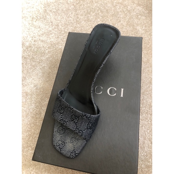 Gucci sandals - Picture 1 of 6